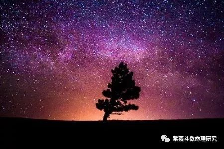 紫薇天府在官禄宫财官双美_禄马同乡干透官财_紫薇天府在交友宫